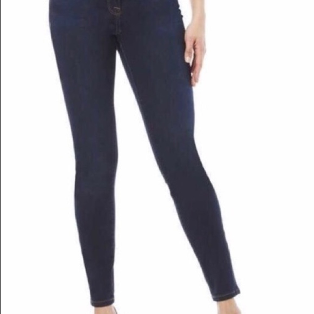 BNWT Tommy Hilfiger Greenwich Skinny Size 4